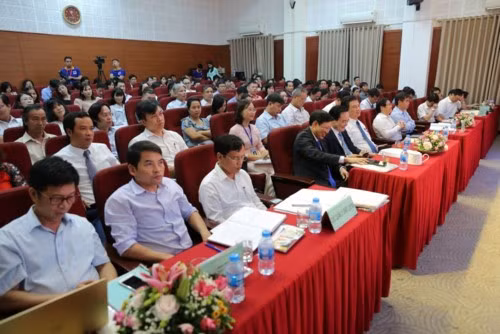 Các đại biểu tham dự hội nghị. Ảnh: Xuân Phú Các đại biểu tham dự hội nghị. Ảnh: Xuân Phú