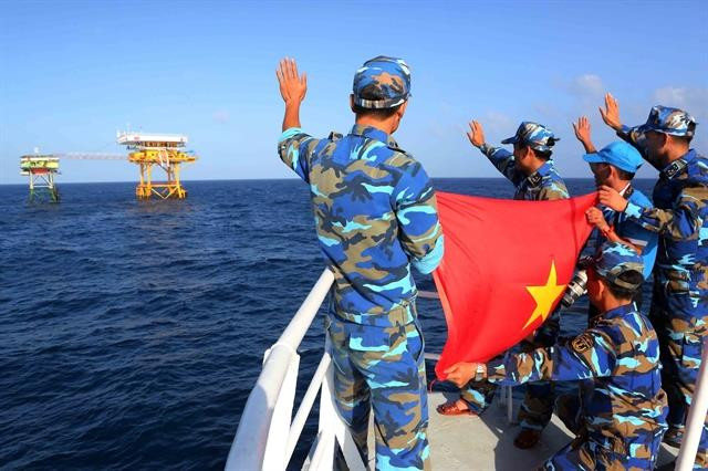 Hoạt động khai thác tài nguyên trong vùng đặc quyền kinh tế, thềm lục địa phía Nam của Việt Nam hoàn toàn hợp pháp, ảnh minh họa: VietnamNews. Hoạt động khai thác tài nguyên trong vùng đặc quyền kinh tế, thềm lục địa phía Nam của Việt Nam hoàn toàn hợp pháp, ảnh minh họa: VietnamNews.