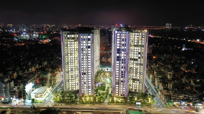 Imperia Sky Garden đang trong giai đoạn hoàn thiện những công đoạn cuối cùng. Imperia Sky Garden đang trong giai đoạn hoàn thiện những công đoạn cuối cùng.