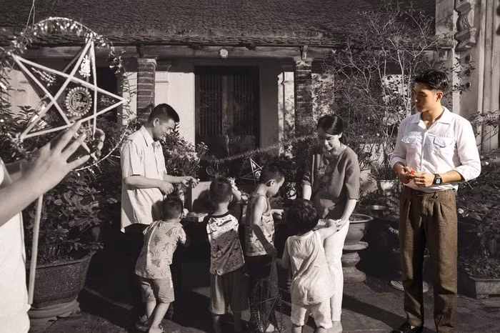 Bộ ảnh gây cảm xúc nhờ tái hiện kí ức trung thu xưa. Bộ ảnh gây cảm xúc nhờ tái hiện kí ức trung thu xưa.