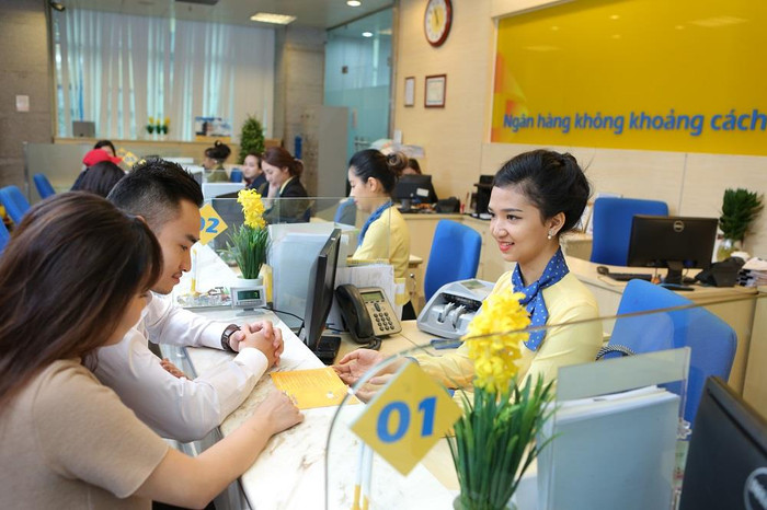 PVcomBank đang triển khai chương trình ưu đãi “Gửi tiền thông minh cùng rinh xế hộp” đến hết 30/8/2019 cho khách hàng gửi tiết kiệm với các phần quà có tổng giá trị lên tới hơn 700 triệu đồng. PVcomBank đang triển khai chương trình ưu đãi “Gửi tiền thông minh cùng rinh xế hộp” đến hết 30/8/2019 cho khách hàng gửi tiết kiệm với các phần quà có tổng giá trị lên tới hơn 700 triệu đồng.