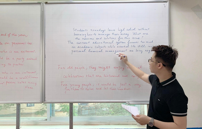Phạm Trần Kiên cho rằng người học nên bắt đầu với kỹ năng Nghe trước. Ảnh: Nhân vật cung cấp Phạm Trần Kiên cho rằng người học nên bắt đầu với kỹ năng Nghe trước. Ảnh: Nhân vật cung cấp