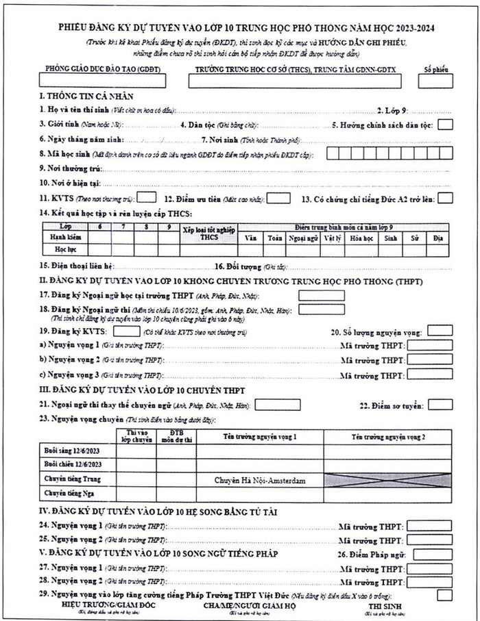 Mẫu “Phiếu đăng ký dự tuyển vào lớp 10 trung học phổ thông năm học 2023-2024” ở mặt trước. (Ảnh chụp màn hình). Mẫu “Phiếu đăng ký dự tuyển vào lớp 10 trung học phổ thông năm học 2023-2024” ở mặt trước. (Ảnh chụp màn hình).