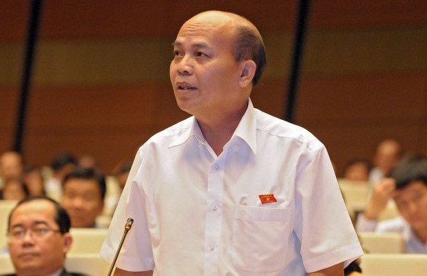 Đại biểu Đỗ Văn Đương luôn có những phát ngôn mạnh mẽ được đông đảo cử tri ủng hộ. Đại biểu Đỗ Văn Đương luôn có những phát ngôn mạnh mẽ được đông đảo cử tri ủng hộ.