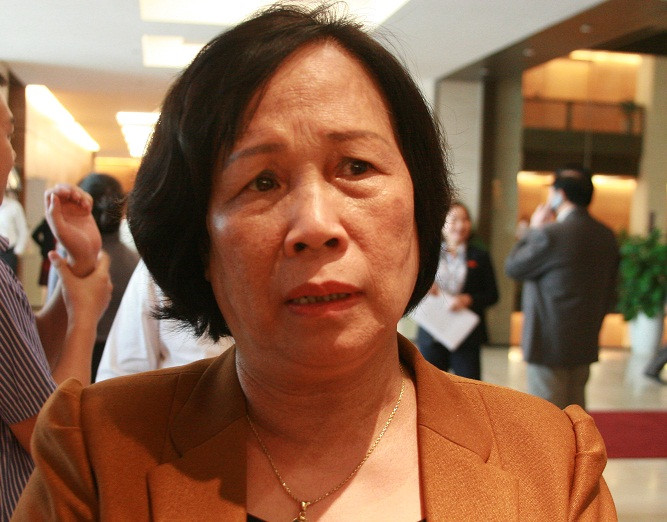 Bộ trưởng Phạm Thị Hải Chuyền phủ nhận việc quỹ tồn 16 nghìn tỷ đồng là do chi chưa đúng: Bà Chuyền nói: Chính xác hơn là chúng ta chưa bao quát hết được số lượng người tai nạn, có nhiều lý do như ông chủ người bị tai nạn lao động nơi xảy ra tai nạn không thông báo cho cơ quan chức năng. Bộ trưởng Phạm Thị Hải Chuyền phủ nhận việc quỹ tồn 16 nghìn tỷ đồng là do chi chưa đúng: Bà Chuyền nói: Chính xác hơn là chúng ta chưa bao quát hết được số lượng người tai nạn, có nhiều lý do như ông chủ người bị tai nạn lao động nơi xảy ra tai nạn không thông báo cho cơ quan chức năng.