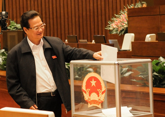 Năm 2014: Tín nhiệm cao (320); Tín nhiệm ( 96); Tín nhiệm thấp (68). Năm 2013: Tín nhiệm cao (210); Tín nhiệm (122); Tín nhiệm thấp (160). Năm 2014: Tín nhiệm cao (320); Tín nhiệm ( 96); Tín nhiệm thấp (68). Năm 2013: Tín nhiệm cao (210); Tín nhiệm (122); Tín nhiệm thấp (160).