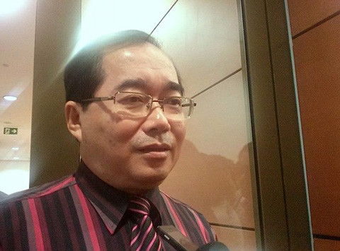 Ông Hoàng Hữu Phước: &quot;Đối với phát ngôn của đại biểu Trương Trọng Nghĩa, tôi không đồng tình, chống lại phát ngôn đó, chứ không phải đại biểu chống đối đại biểu&quot;.