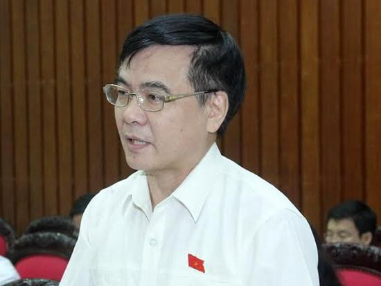 Đại biểu Nguyễn Văn Phúc (đoàn Hà Tĩnh). Đại biểu Nguyễn Văn Phúc (đoàn Hà Tĩnh).