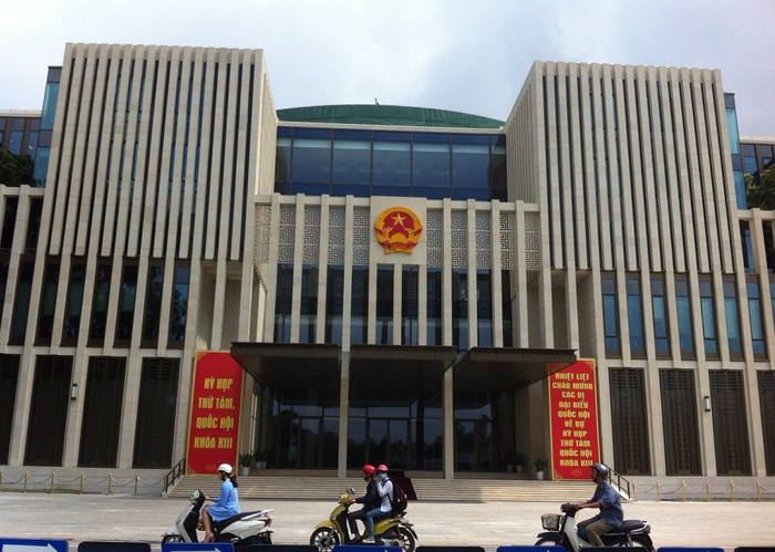 Lối vào chính của nhà Quốc hội. Ảnh: Ngọc Quang.