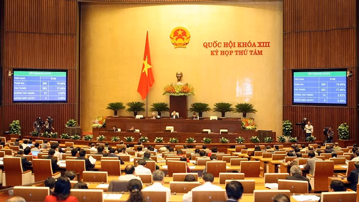 Chủ tịch Qốc hội Nguyễn Sinh Hùng điều hành kỳ họp thứ 8 Quốc hội khóa XIII. Ảnh: TTBC. Chủ tịch Qốc hội Nguyễn Sinh Hùng điều hành kỳ họp thứ 8 Quốc hội khóa XIII. Ảnh: TTBC.