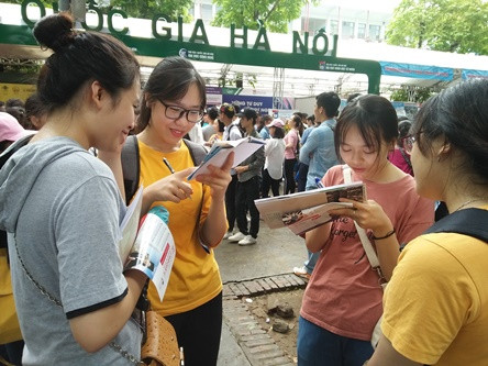 Tăng tuổi nghỉ hưu không ảnh hưởng tới cơ hội việc làm của lao động trẻ. ảnh minh họa: Mai Đan. Tăng tuổi nghỉ hưu không ảnh hưởng tới cơ hội việc làm của lao động trẻ. ảnh minh họa: Mai Đan.