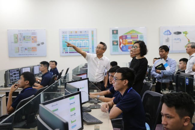 Bảo hiểm xã hội Việt Nam quyết liệt cải cách hành chính. Bảo hiểm xã hội Việt Nam quyết liệt cải cách hành chính.