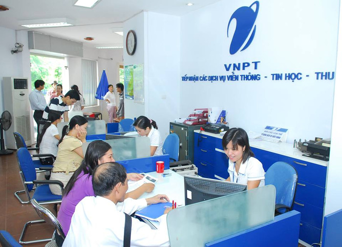 VNPT thoái vốn ở 50 doanh nghiệp. Ảnh: Báo Bưu điện. VNPT thoái vốn ở 50 doanh nghiệp. Ảnh: Báo Bưu điện.