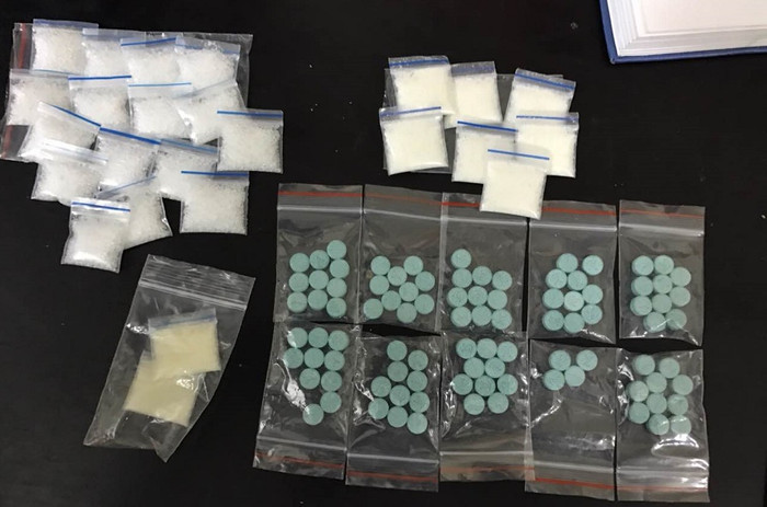 Đại úy Nguyễn Tuấn Cường cùng các đồng đội bắt giữ một số đối tượng, thu giữ lượng lớn ma túy. ảnh: NQ. Đại úy Nguyễn Tuấn Cường cùng các đồng đội bắt giữ một số đối tượng, thu giữ lượng lớn ma túy. ảnh: NQ.