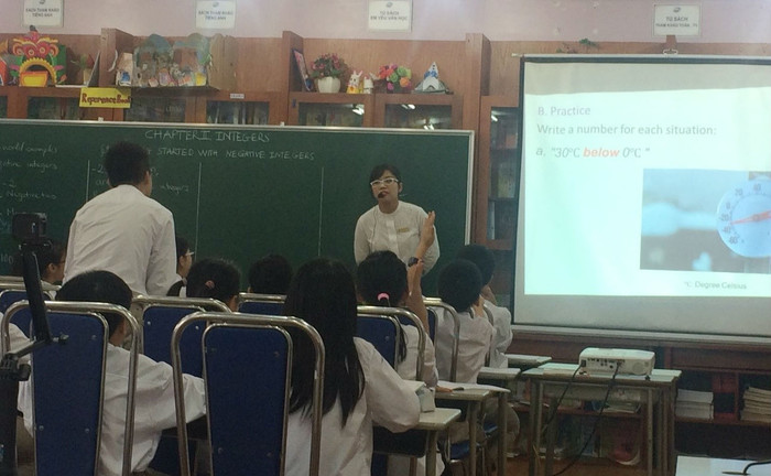 Trường Newton đi đầu dạy Toán bằng tiếng Anh, đó là điều kiện thuận lợi giúp cho nhiều học sinh của trường du học ở các trường phổ thông, đại học tại Mỹ và châu Âu. ảnh: ngs.