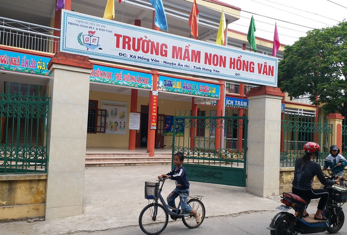 Thanh tra huyện Ân Thi có biểu hiện nóng vội khi giải quyết sự việc ở Trường mầm non Hồng Vân, cho đến nay vụ việc này vẫn chưa kết thúc. ảnh: NN. Thanh tra huyện Ân Thi có biểu hiện nóng vội khi giải quyết sự việc ở Trường mầm non Hồng Vân, cho đến nay vụ việc này vẫn chưa kết thúc. ảnh: NN.