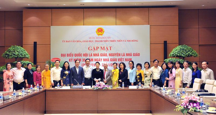 Chủ tịch Quốc hội khẳng định: Đảng, Nhà nước luôn coi giáo dục là quốc sách hàng đầu. quochoi.vn