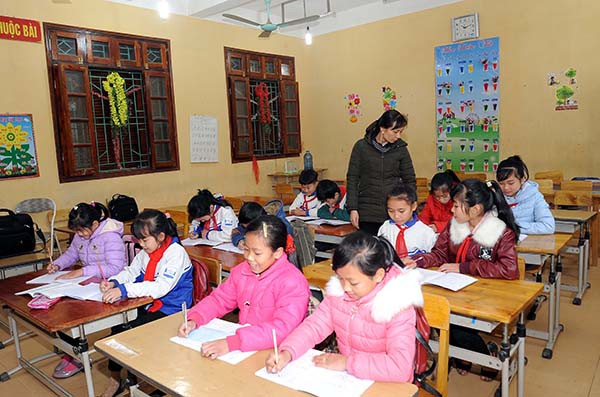 Lùi thời khoá biểu sau nghỉ lễ, phụ huynh, giáo viên, học trò đều mệt ảnh 3