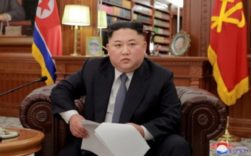 Nhà lãnh đạo Triều Tiên Kim Jong-un trên truyền hình đọc diễn văn năm mới 2019 (Ảnh: KCNA). Nhà lãnh đạo Triều Tiên Kim Jong-un trên truyền hình đọc diễn văn năm mới 2019 (Ảnh: KCNA).