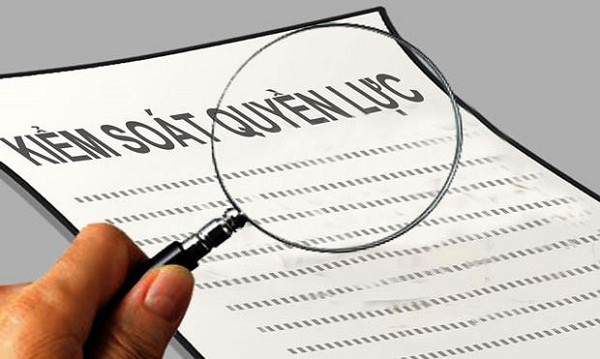 Vấn đề kiểm soát quyền lực đang được thực hiện như thế nào? (Ảnh minh họa: tuyengiao.vn). Vấn đề kiểm soát quyền lực đang được thực hiện như thế nào? (Ảnh minh họa: tuyengiao.vn).