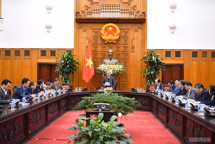 Thủ tướng dự cuộc họp của tổ công tác của Thủ tướng Chính phủ (Ảnh: VGP). Thủ tướng dự cuộc họp của tổ công tác của Thủ tướng Chính phủ (Ảnh: VGP).