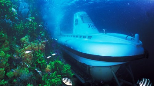 Seogwipo Submarine – Một trải nghiệm mà du khách không nên bỏ qua khi đến Jeju bởi những chuyến tàu ngầm sẽ đưa bạn đi thám hiểm thế giới đại dương. Seogwipo Submarine – Một trải nghiệm mà du khách không nên bỏ qua khi đến Jeju bởi những chuyến tàu ngầm sẽ đưa bạn đi thám hiểm thế giới đại dương.