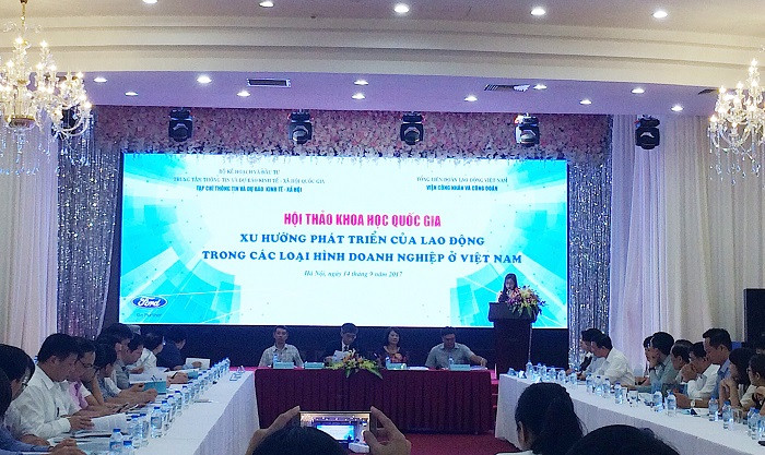 Hình ảnh hội thảo “Xu hướng phát triển của lao động trong các loại hình doanh nghiệp ở Việt Nam”. (Ảnh: Ngọc Bích). Hình ảnh hội thảo “Xu hướng phát triển của lao động trong các loại hình doanh nghiệp ở Việt Nam”. (Ảnh: Ngọc Bích).