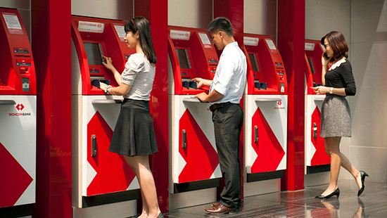 Khách hàng sử dụng luôn đánh giá cao về chất lượng và mức độ tin cậy của ngân hàng. Khách hàng sử dụng luôn đánh giá cao về chất lượng và mức độ tin cậy của ngân hàng.