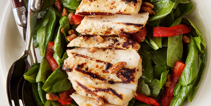 Thịt gà không da là một nguồn dinh dưỡng tuyệt vời. Thịt gà không da là một nguồn dinh dưỡng tuyệt vời.