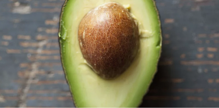 Bơ là một nguồn chất béo rất tốt cho sức khỏe. Bơ là một nguồn chất béo rất tốt cho sức khỏe.