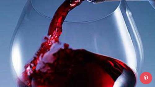 Phụ nữ mang thai không nên uống rượu. Phụ nữ mang thai không nên uống rượu.