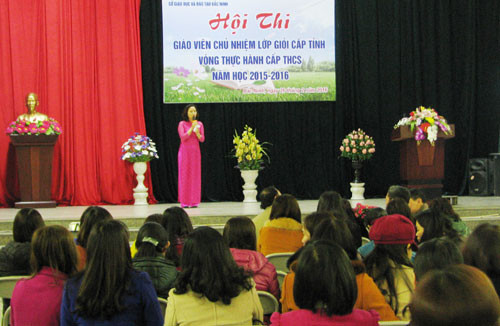 Các thầy cô bàn về thi “Giáo viên chủ nhiệm giỏi”, chưa có ý kiến nào xác đáng ảnh 3 Các thầy cô bàn về thi “Giáo viên chủ nhiệm giỏi”, chưa có ý kiến nào xác đáng ảnh 3