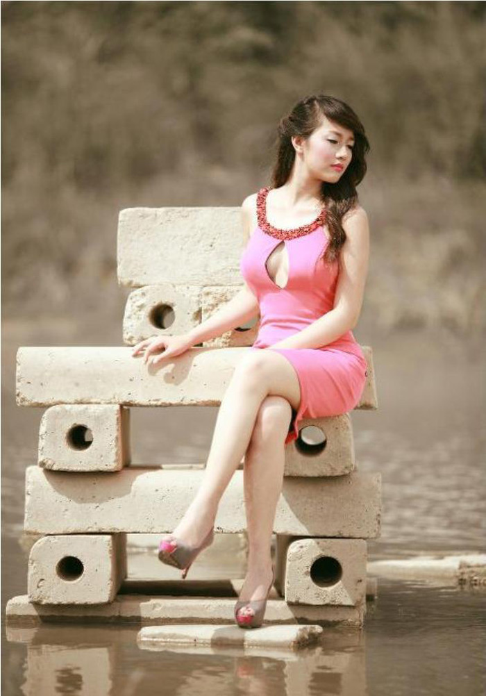 Thu Hà thường tham gia làm mẫu ảnh. Dù yêu thích nghệ thuật, nhưng Thu Hà vẫn chưa bao giờ hết đam mê công nghệ thông tin. Thu Hà từng được giải 3 tin học trẻ không chuyên quận Ba Đình.