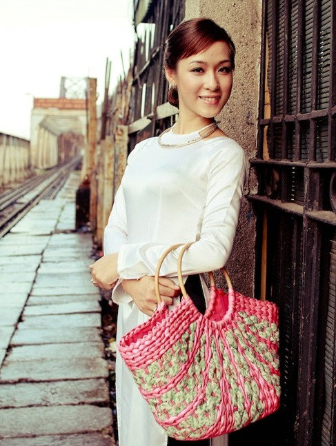 Thùy Dương đã giành ngôi vị Hoa khôi ĐH Ngoại ngữ 2011 Thùy Dương đã giành ngôi vị Hoa khôi ĐH Ngoại ngữ 2011