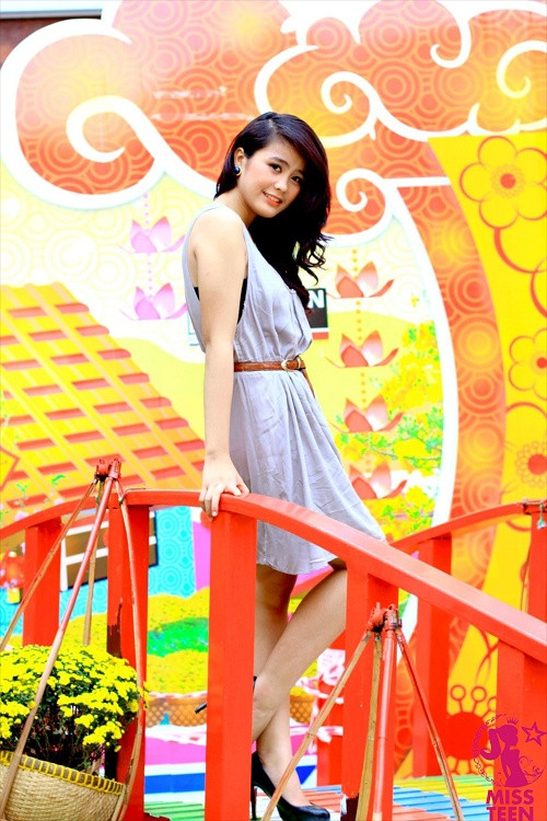 Tuyết Nhi luôn nổi bật với chiều cao 1,68m. Tuyết Nhi luôn nổi bật với chiều cao 1,68m.