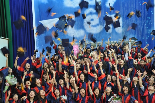 Trong các lá thư gửi tới Báo Giáo dục Việt Nam, nhiều sinh viên tài năng và phụ huynh tỏ rõ nỗi thất vọng khi đề án 322 dừng một cách quá đột ngột Trong các lá thư gửi tới Báo Giáo dục Việt Nam, nhiều sinh viên tài năng và phụ huynh tỏ rõ nỗi thất vọng khi đề án 322 dừng một cách quá đột ngột