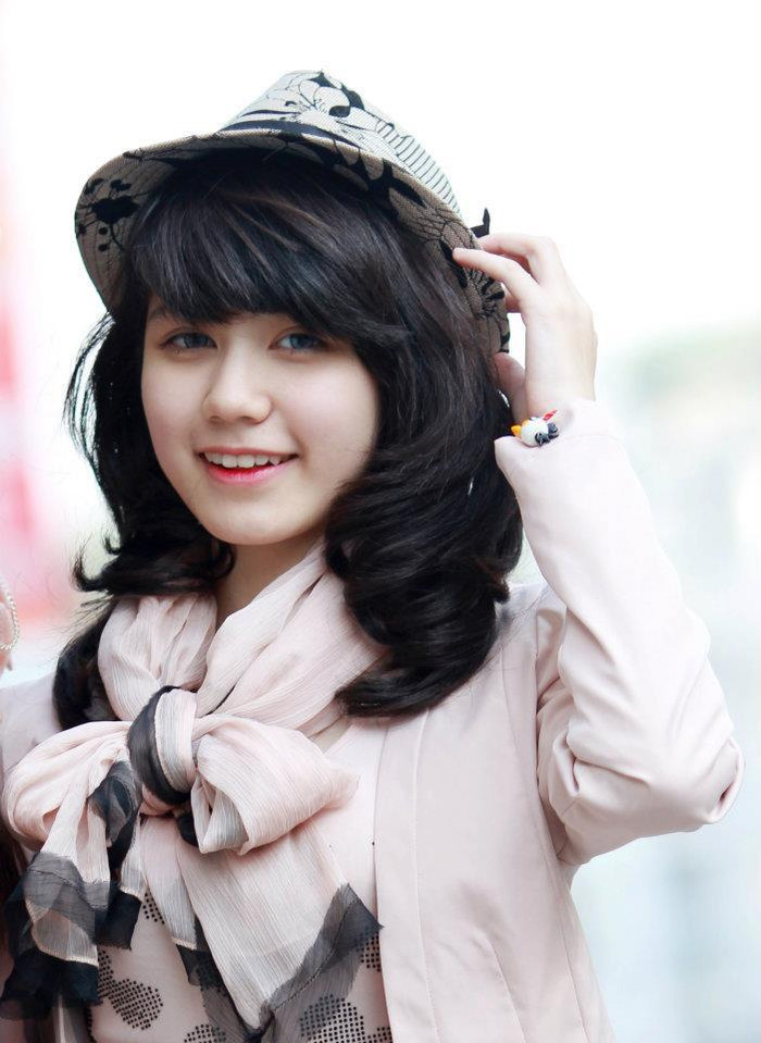 Lê Ngọc Hoài An đang học lớp 10B8 Trường THPT Lê Quý Đôn (Hà Nội)