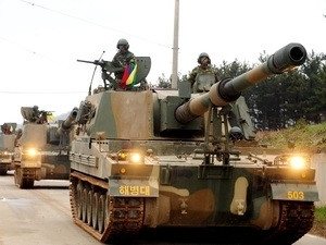 Triều Tiên đe doạ sẽ làm nổ tung Seoul. Triều Tiên đe doạ sẽ làm nổ tung Seoul.