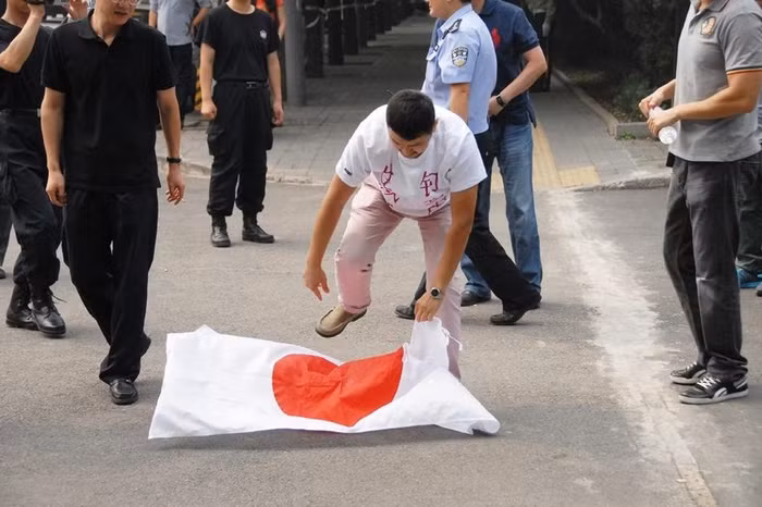 Động thái Nhật Bản quốc hữu hóa các hòn đảo tranh chấp đang khiến một bộ phận dân Trung Quốc phẫn nộ