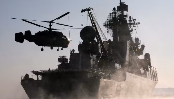 Tuần dương hạm tên lửa Varyag.