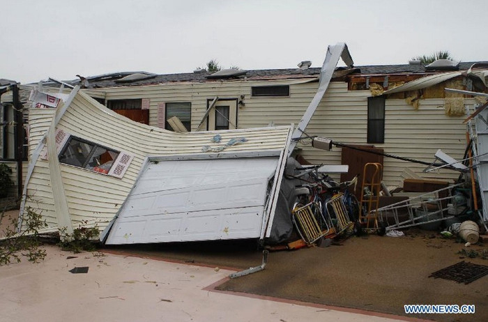 Các bang Louisiana, Alabama, Florida và Mississipi đã được thông báo tình trạng khẩn cấp và chuẩn bị ứng phó với trận bão lớn này.