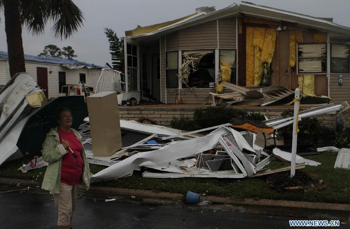 Sự tan hoang khiến nhiều người dân bàng hoàng.