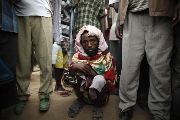 Yemen được xem là cửa ngõ để những người di cư tìm đường sang các khu vực giàu có hơn tại Trung Đông và châu Âu. Yemen được xem là cửa ngõ để những người di cư tìm đường sang các khu vực giàu có hơn tại Trung Đông và châu Âu.