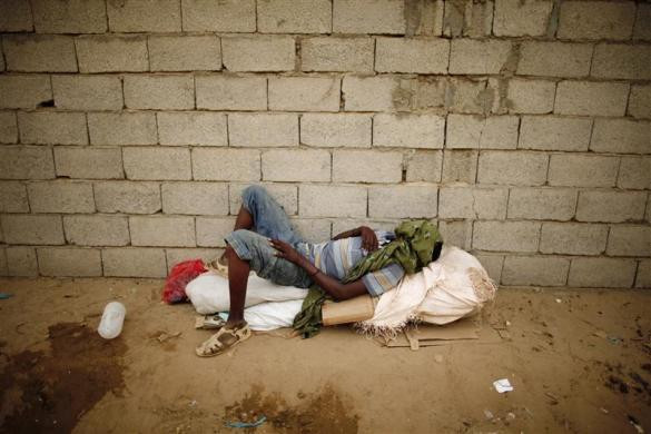 Những giấc ngủ bất an ở ngoài trời. Những giấc ngủ bất an ở ngoài trời.