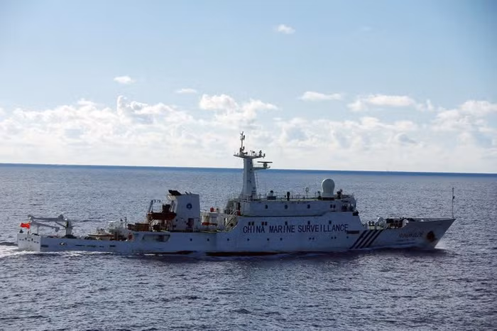 Tàu Hải giám Trung Quốc trên biển Hoa Đông.