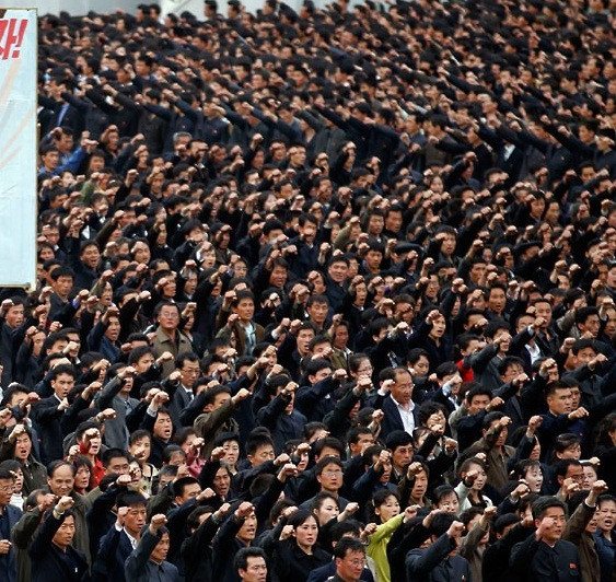 Cuộc biểu tình diễn ra quy mô lớn với sự tham gia của hàng chục ngàn người.