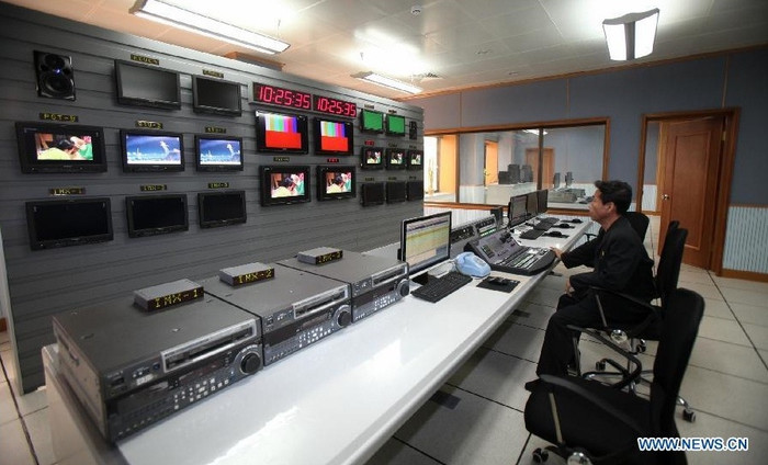 Đài Truyền hình được trang bị cơ sở vật chất hiện đại. Đài Truyền hình được trang bị cơ sở vật chất hiện đại.