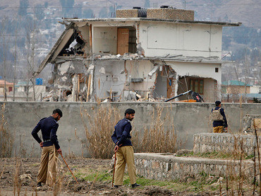 Bin Laden đã chuyển 5 biệt thự và có thêm 4 đứa con.