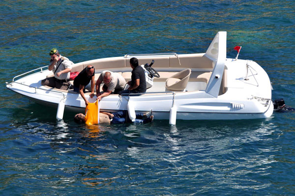 Số người thiệt mạng dự kiến sẽ còn tăng lên. Số người thiệt mạng dự kiến sẽ còn tăng lên.