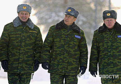 Ngày 18/2/2004, Vladimir Putin thăm Trung tâm vũ trụ Plesetsk. Ngày 18/2/2004, Vladimir Putin thăm Trung tâm vũ trụ Plesetsk.